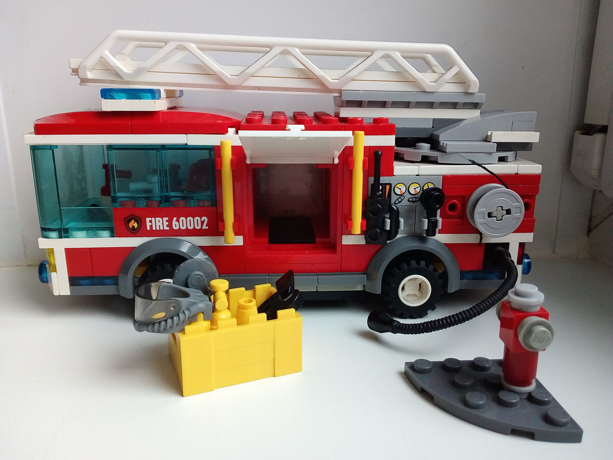 Iseriy Серёга Няшкин Lego60002